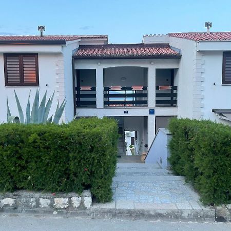 Residence4A-Appartamento Rosso Ровини Екстериор снимка